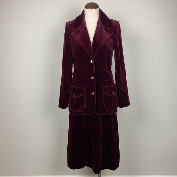 Vintage Dresses & Skirts - Vintage Butte Knit Velveteen Skirt Suit
